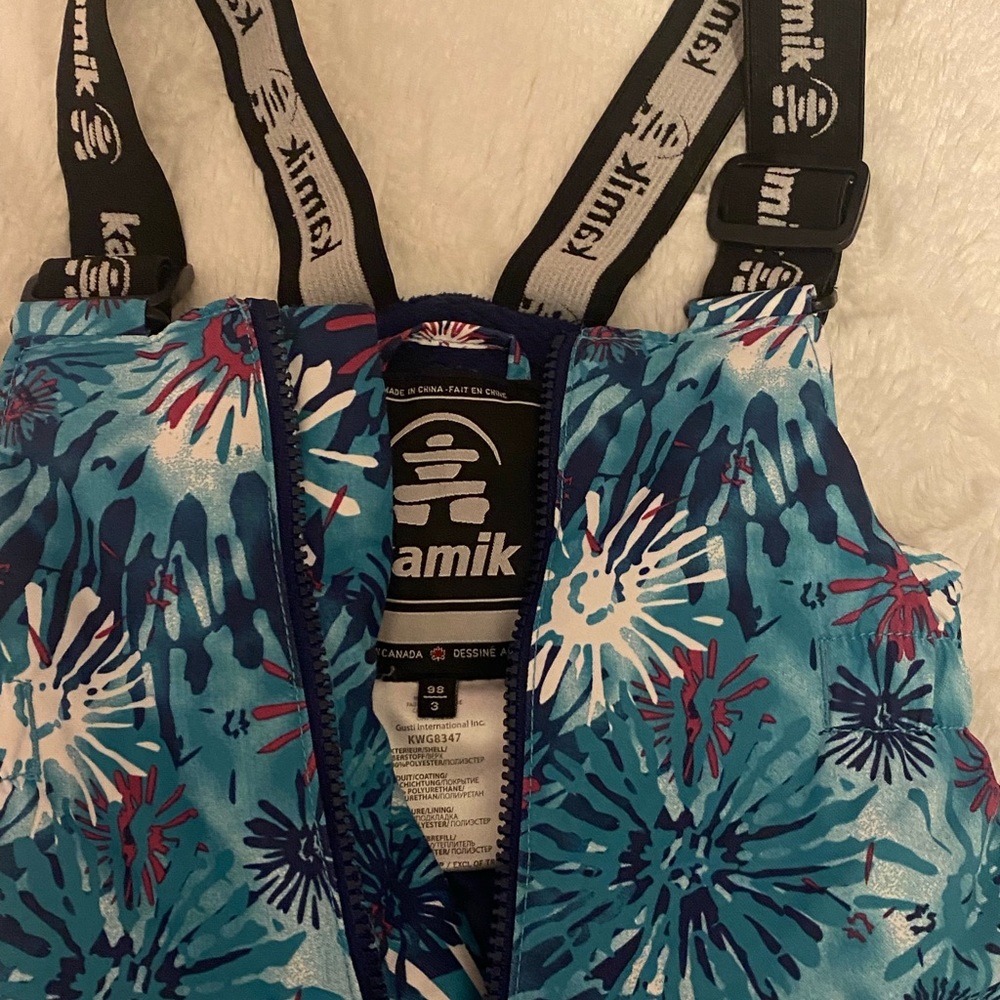 Kamik girl snowsuit